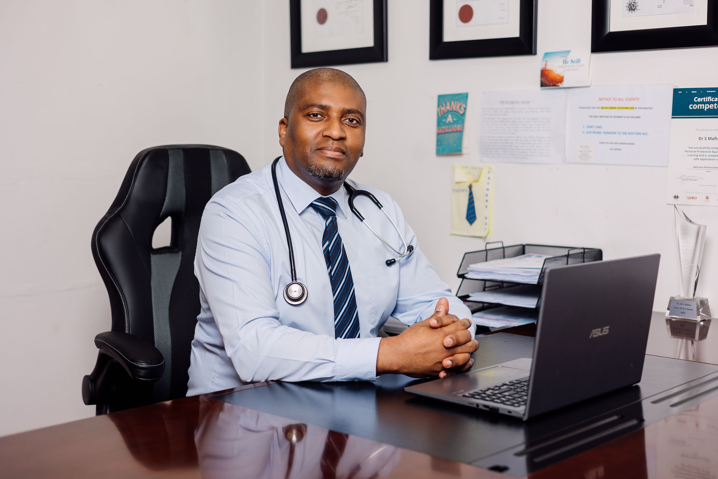 {'name': 'Dr Mafisa', 'description': 'Dr Sandiso Mafisa is a specialist obstetrician and gynaecologist with over 26 years’ experience in women’s health. He is known for his clear, respectful communication and holistic, personalised approach, ensuring each patient receives care tailored to her clinical needs.'}